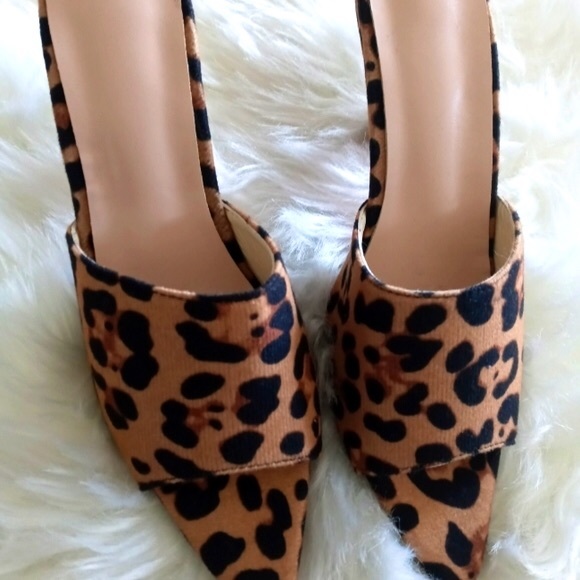 Leopard Print Trendy Minimalist Stiletto Heeled Mule Sandels (NWOT) - Picture 5 of 13